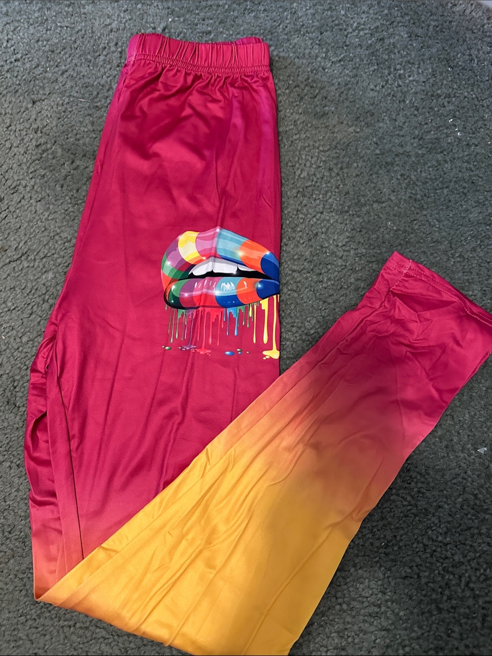 2 PIECE🔥Pink & Yellow Ombre Track Pants Jogger Set with Colorful Lip Print - Picture 3 of 3